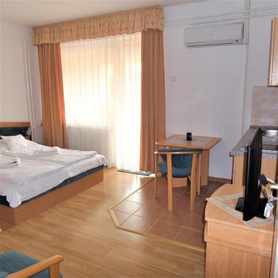 Silent Apartmanhaz Harkány Exterior foto