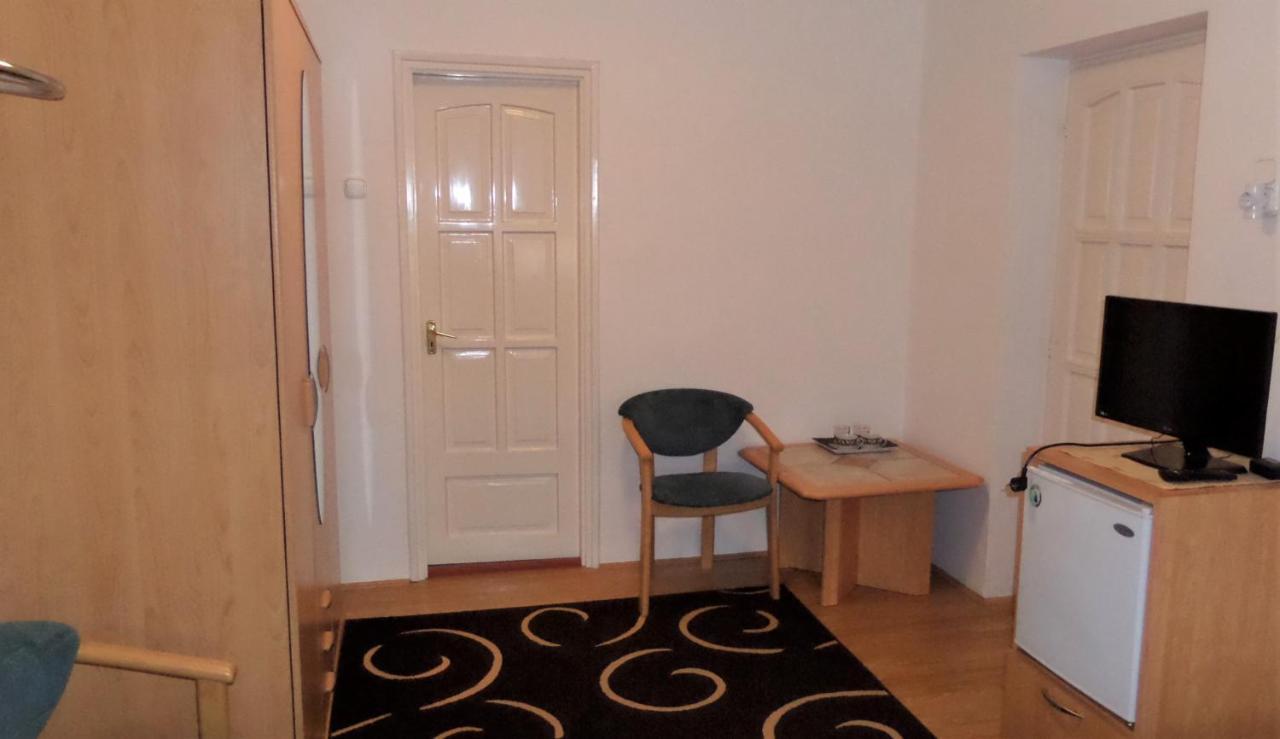Silent Apartmanhaz Harkány Exterior foto