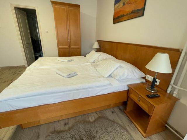 Silent Apartmanhaz Harkány Exterior foto